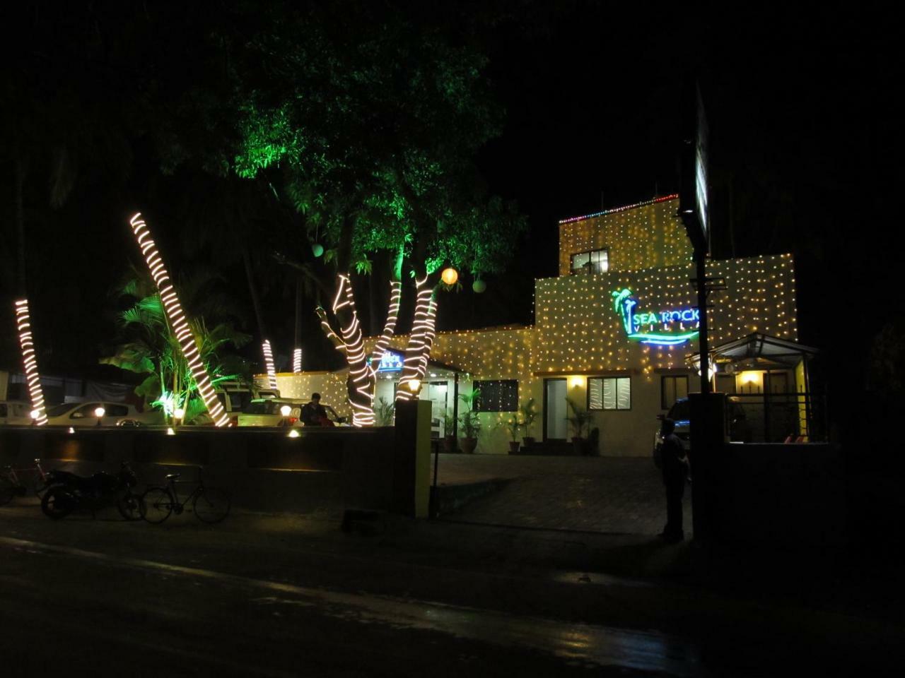 Hotel Sea Rock Villa Daman Exterior foto