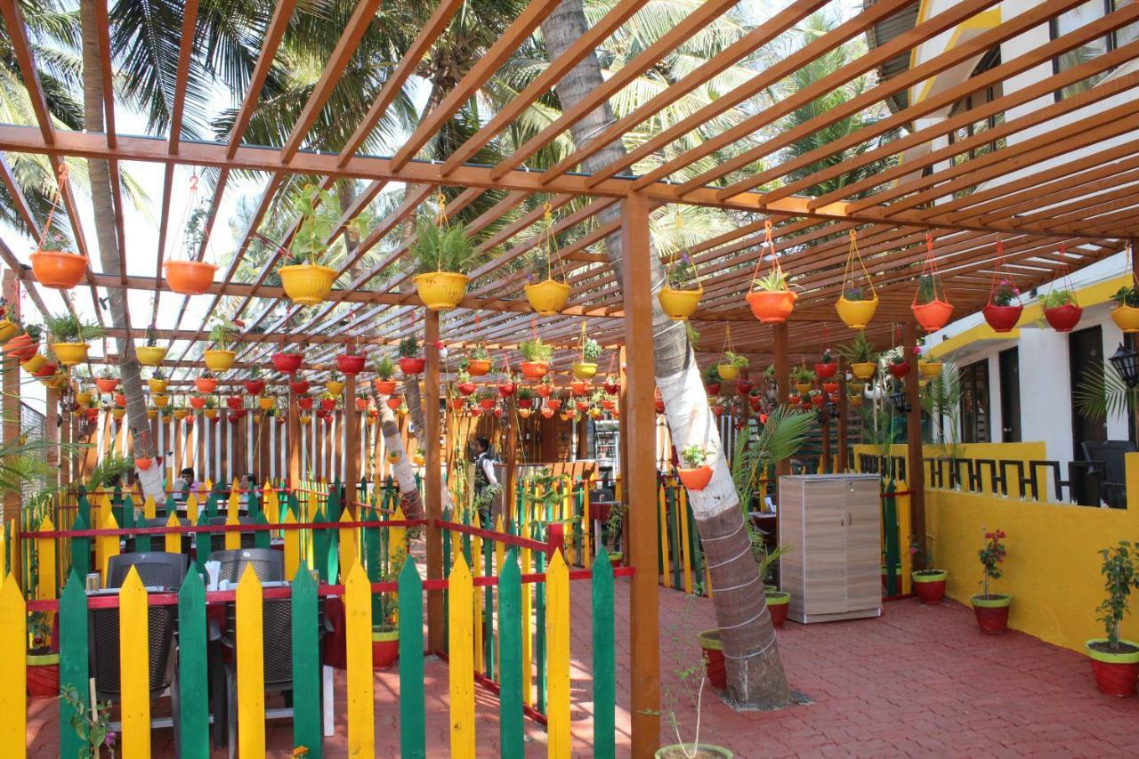 Hotel Sea Rock Villa Daman Exterior foto